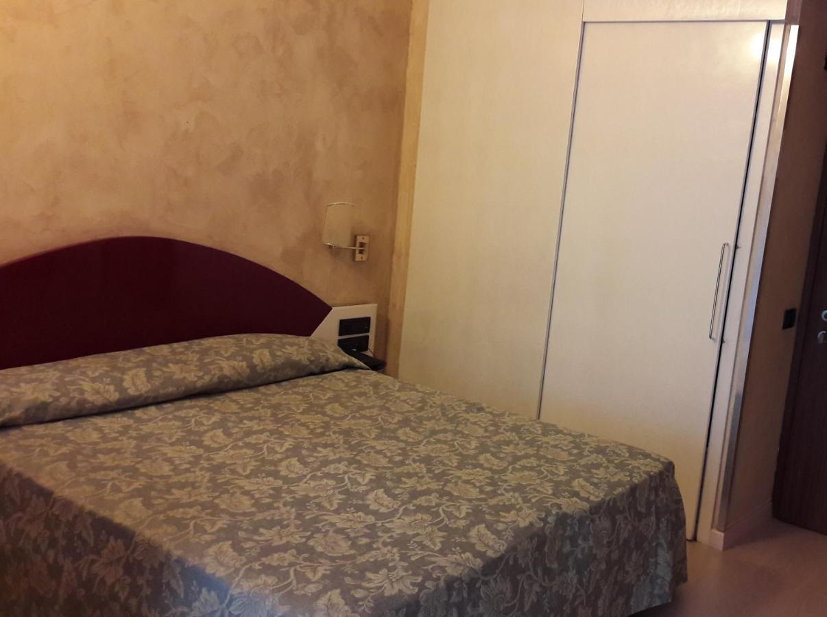 Hotel Continental Torino Dış mekan fotoğraf